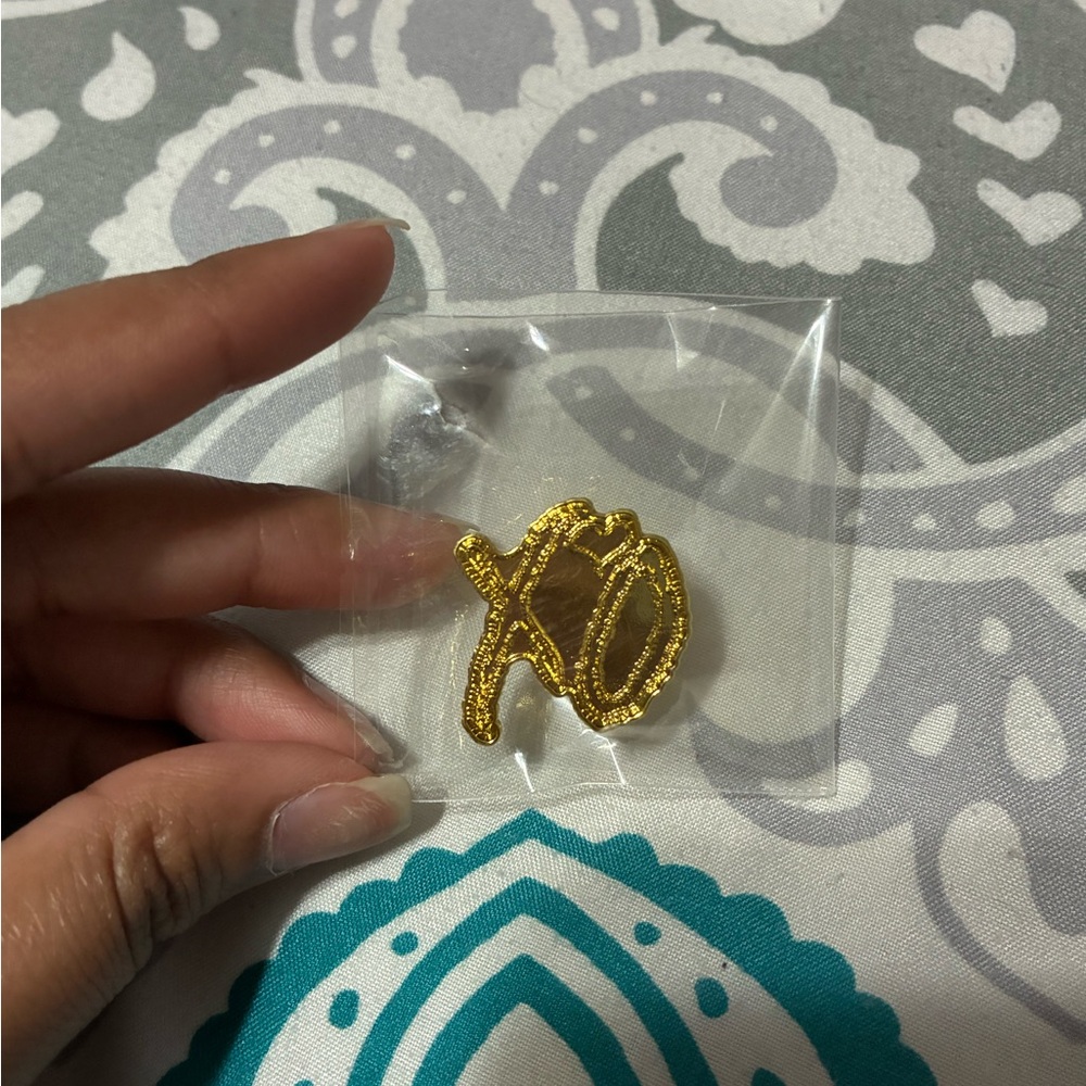The Weeknd Abel Tesfaye Custom XO logo Gold Pin
